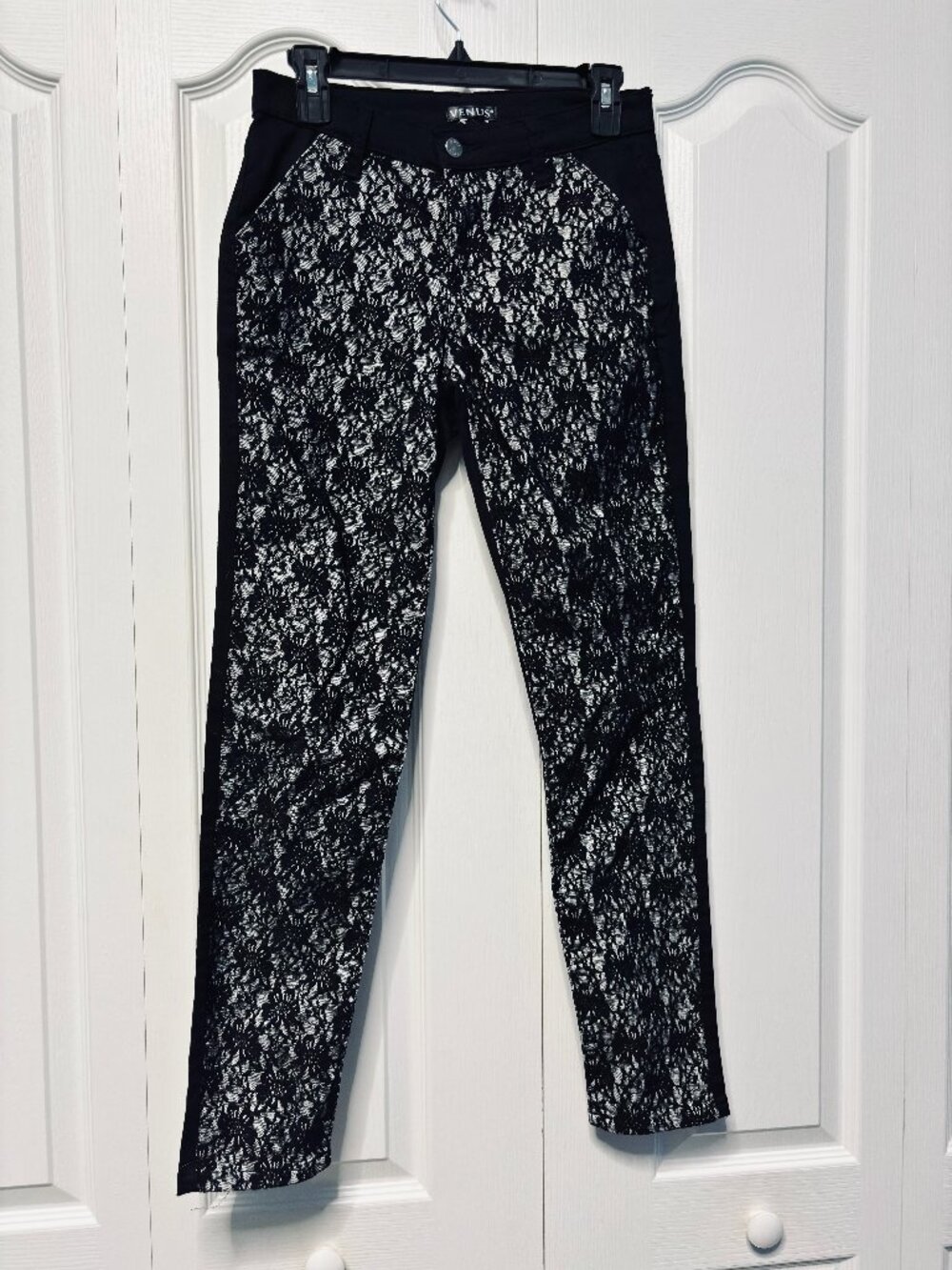 VENUS Black White Lace Print Skinny Pants Stretch